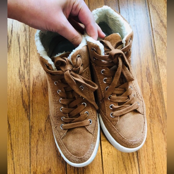 dolce vita trudie sneaker